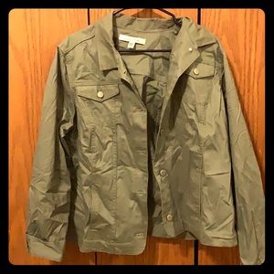 Army green jacket. Size xxl. Never worn.